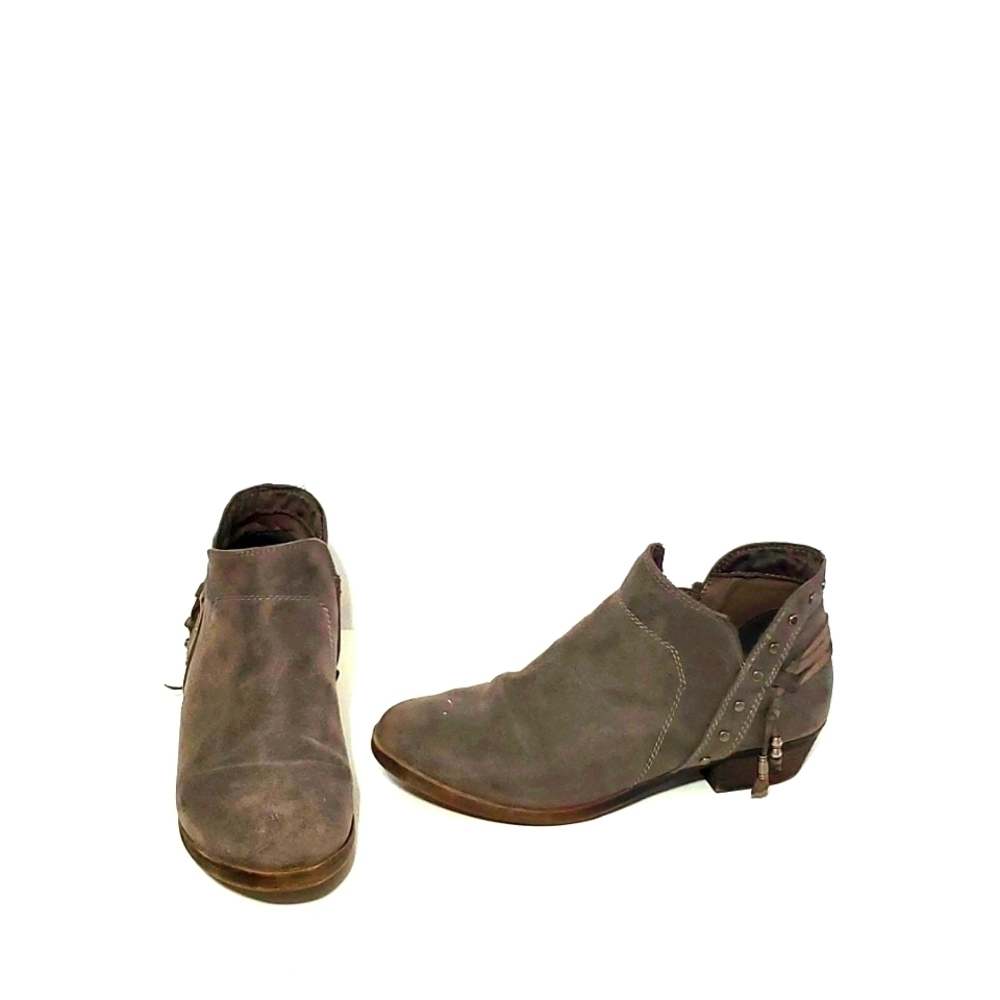 Size 7 Boots​​​​​​